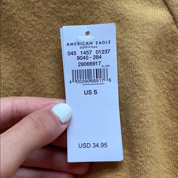 Pale yellow American Eagle long sleeve - Picture 4 of 5